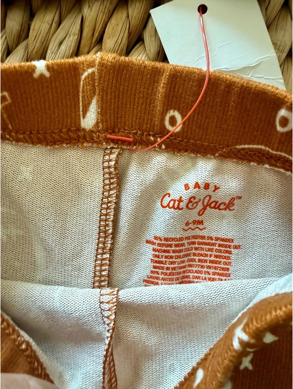 Cat & Jack Tiny Tailgater Set Sz 3-6 Months